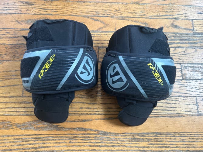 Used SR Warrior RX3E Goalie Knee Pads