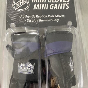 Los Angeles Kings mini gloves