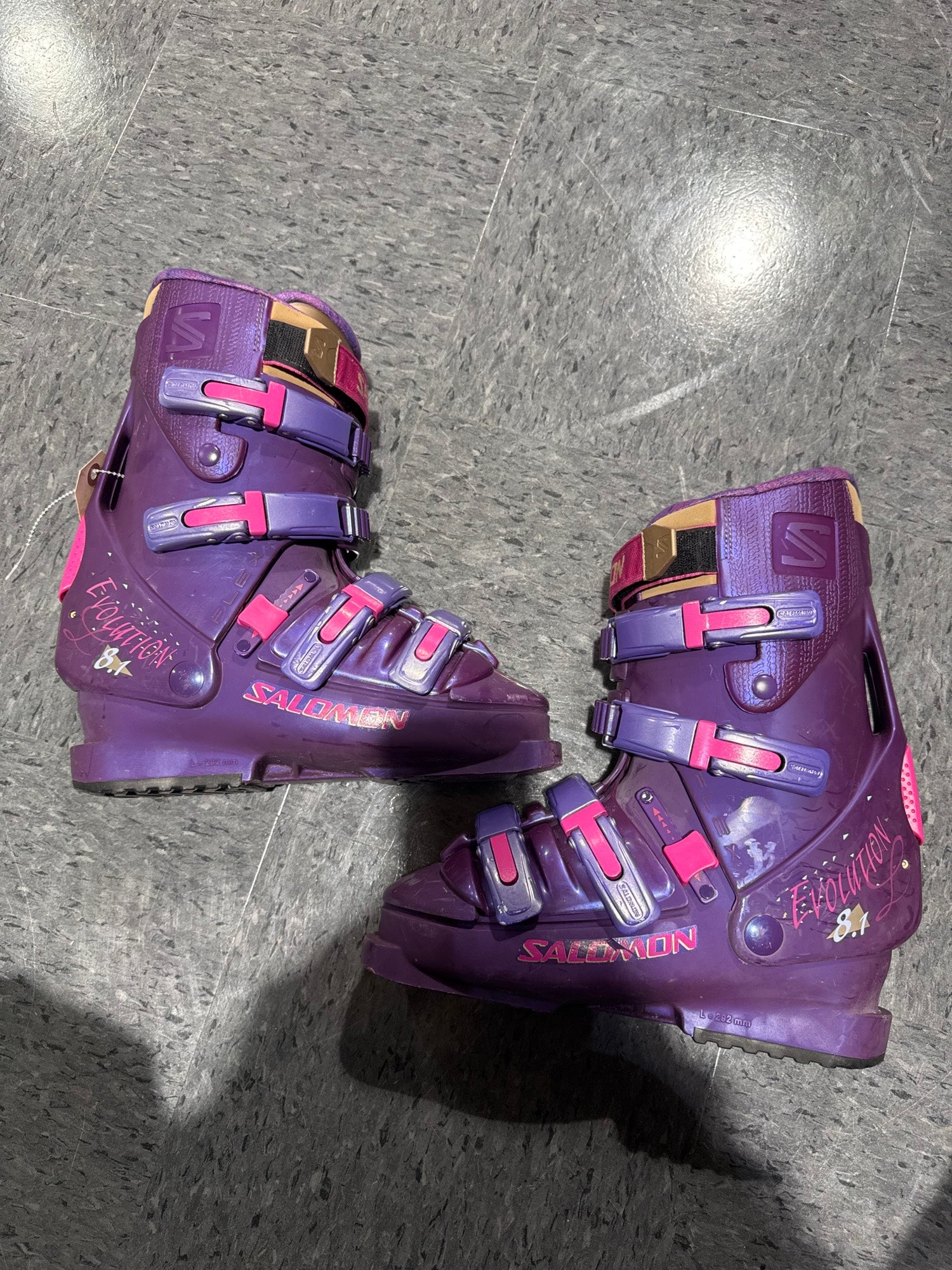 salomon evolution 8.1 ski boots S/Pro Alpha 100 GW Designed to work hand in hand with the CF Expert Liner Salomon Evolution 8.1 Ski Boots-