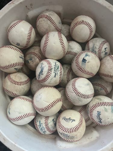USED MLB BASEBALLS