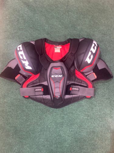 Used Medium CCM  Jetspeed Ft370 Shoulder Pads