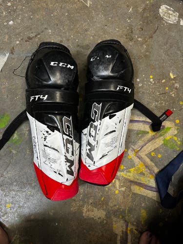 Used Junior CCM 13" JetSpeed FT4 Shin Pads