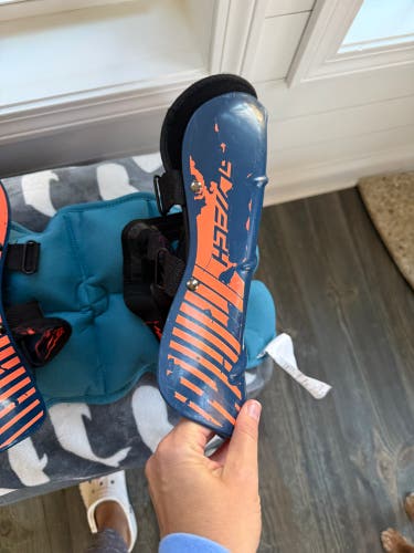 Shin Guards Used Medium/Large Slytech Shin Guard