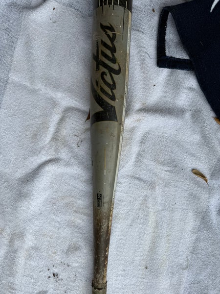 Used Victus BBCOR Certified (-3) 28 oz 31" Vandal LEV3 Bat