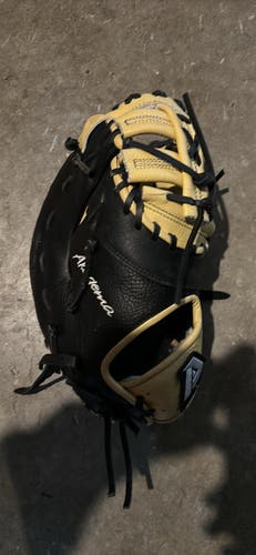 Academia First Base 12.5" Baseball Glove