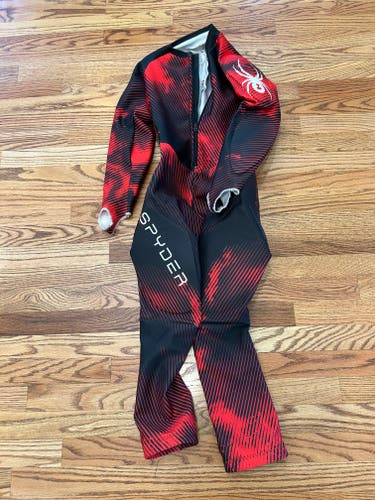 Spyder Boy's Performance GS Suit - used - size 14/16