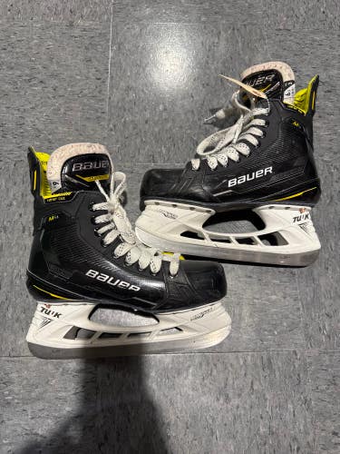 Bauer Supreme M4 Hockey Skates Fit 3- Intermediate 6.5