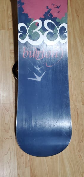 レディース、キッズのファーストボードに！ BURTON FEATHER 147 【公式