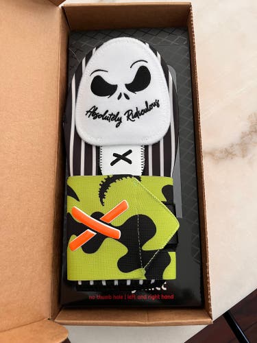 Absolutely ridiculous nightmare sliding mitt