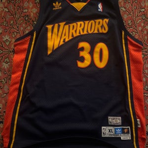 Black Used Large Nike Jersey