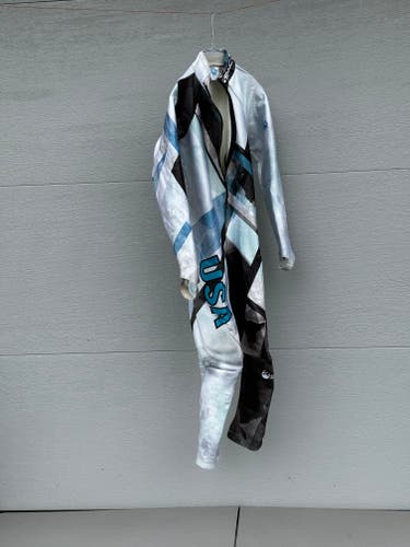 Used Medium Unisex SYNC Ski Suit