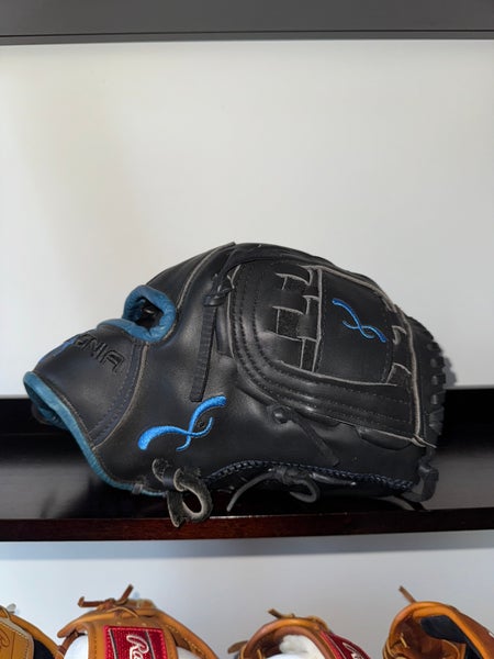 Insignia Team 12 Inch Baseball Glove. Made In The USA. Nokona