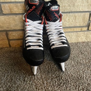 True Hzrdus 7X, size 8R