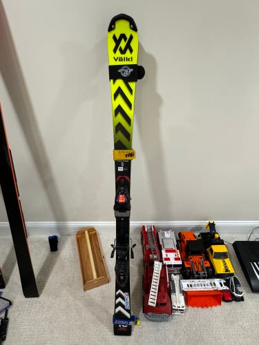 Used 143 cm With Bindings Racetiger SL Skis