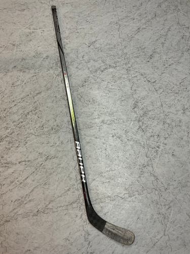 Used Senior Bauer Vapor Hyperlite 2 Left Hand Hockey Stick P92