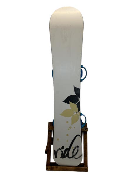146cm Ride Solace Snowboard W/ Head NX Bindings | SidelineSwap