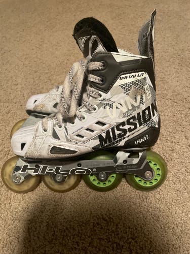 Junior mission rollerblades