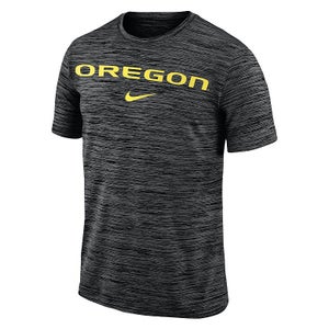 NWT mens Large oregon ducks Dri-Fit velocity Legend short sleeve tee FTBL