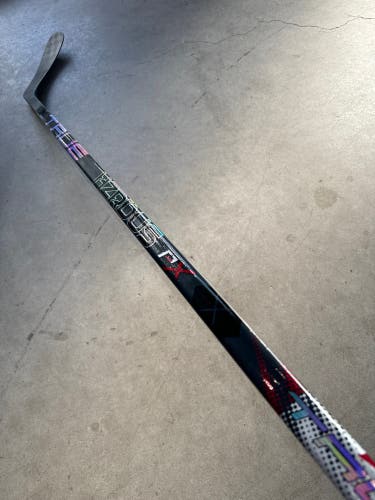 TEAM CANADA P29 65 Flex New Intermediate True Right Handed Pro Stock Hzrdus PX Hockey Stick