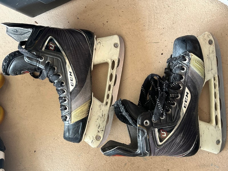 Ccm ice hockey skates