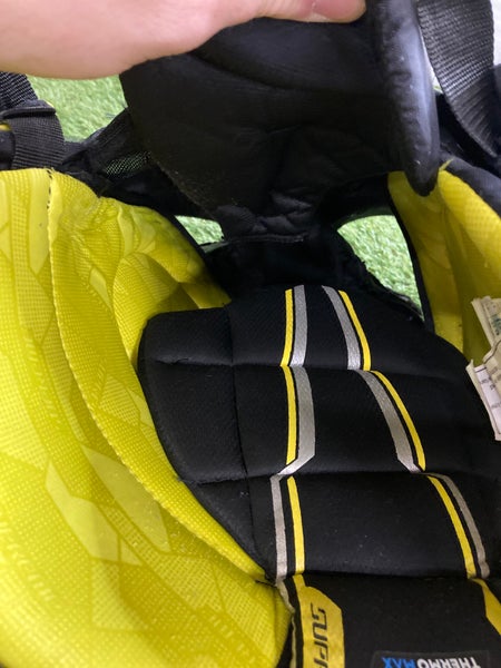 Black Used Youth Medium Bauer Mach Hockey Pants