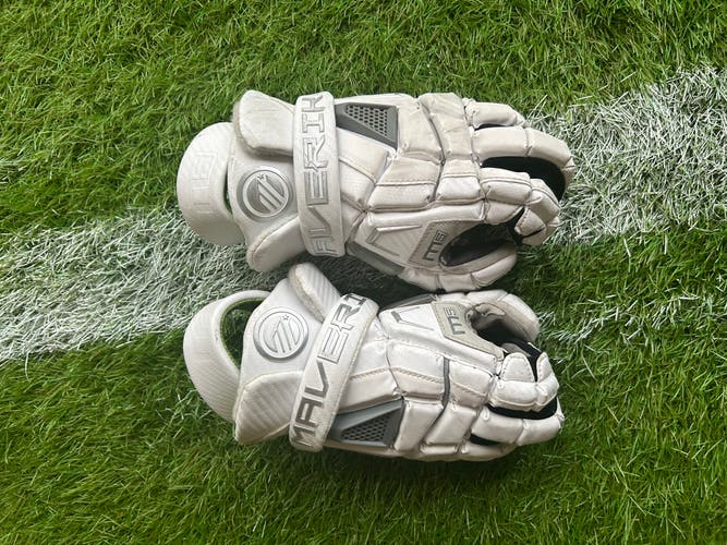 Maverik M5 Lacrosse Gloves