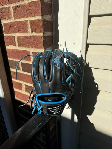 Custom 11.5" Heart of the Hide Infield Glove