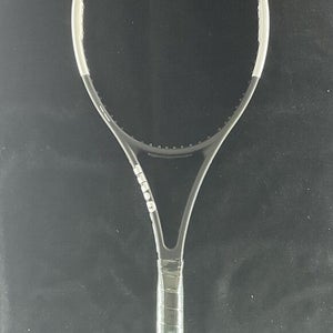Wilson Pro staff 97 Limited Edition Grip Size 4 3/8”