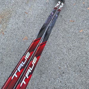 2 Pack New RH True Hzrdus 9X4 Mailloux P90TM 95 Flex