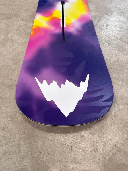 1st Gen Burton Tornado Warning 144cm Snowboard | SidelineSwap
