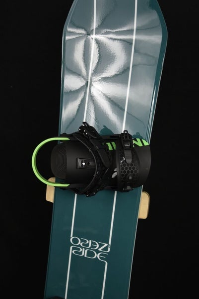 NEW RIDE ZERO SNOWBOARD SIZE 147 CM WITH M/L BINDINGS $640