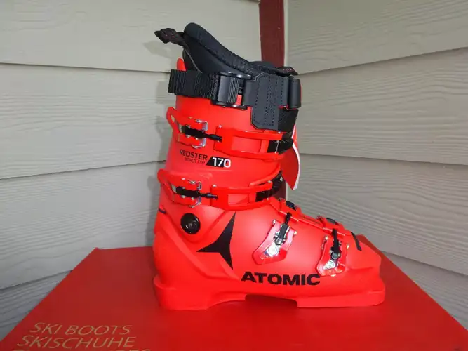 Atomic Redster World Cup 170 Ski Boots NEW! Size 26.5