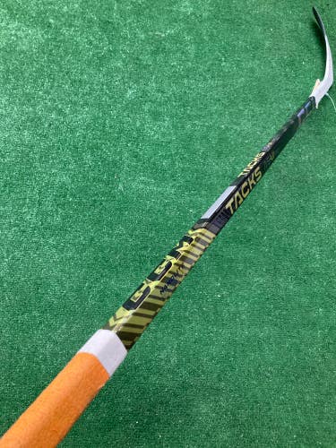 Used Junior CCM Tacks AS-VI Pro Hockey Stick Right Handed P29