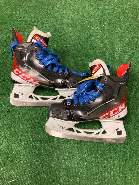 CCM Jetspeed FT4 Hockey Skates | INT 5.5 | Regular