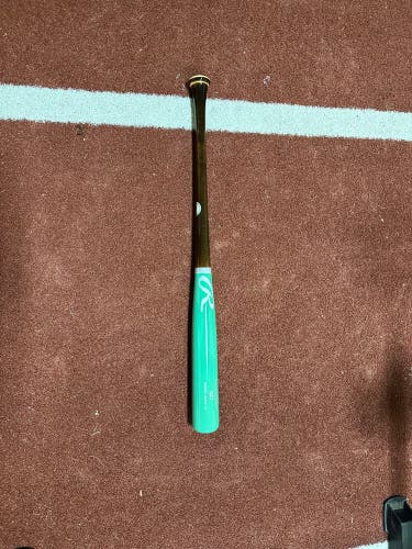 New 2024 Rawlings BBCOR Certified Maple 29 oz 32" Pro Preffered Bat