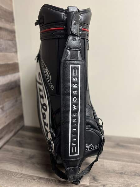 Titleist Fitting Works Staff Bag 6-Way Divider 7 Pockets Strap