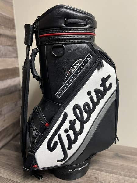 Titleist Fitting Works Staff Bag 6-Way Divider 7 Pockets Strap