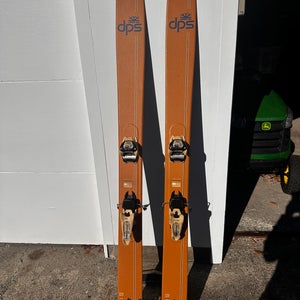 DPS Lotus 117 2023 Skis