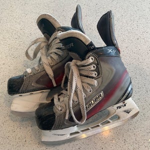 Used Junior Bauer Vapor Hockey Skates Regular Width Size 3