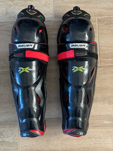 Used Senior Bauer 17" Vapor 2X Pro Shin Pads