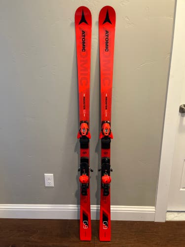 Used 159cm Atomic Redster G9 Skis With Bindings