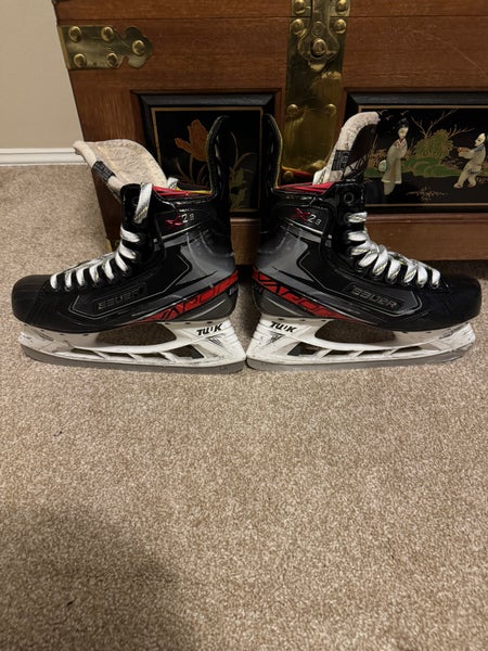 Used Senior Bauer Vapor X2.9 Hockey Skates Size 9.5 8D