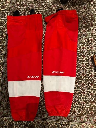 Red Used Senior CCM  SX6000 Socks