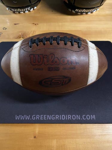 High School Wilson GST