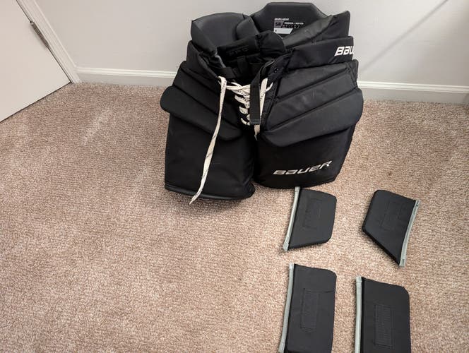 Used Senior Medium 2024 Bauer Pro Hockey Goalie Pants