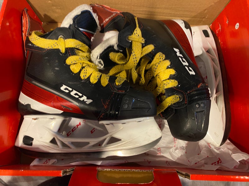 Used Junior CCM Regular Width Size 2 JetSpeed FT4 Pro Hockey Skates
