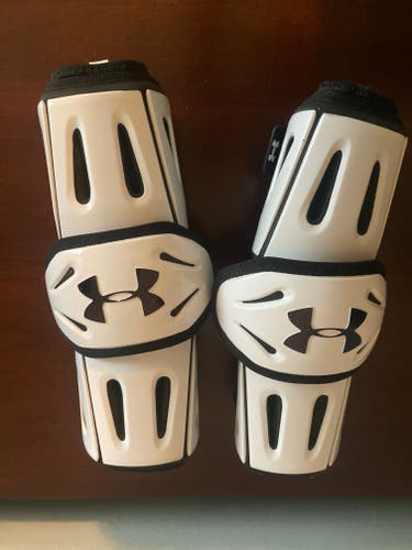 NEW - Under Armour Revenant Arm Guards