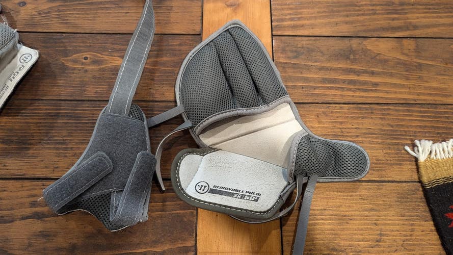 Warrior replacement palm 60deg glove liner