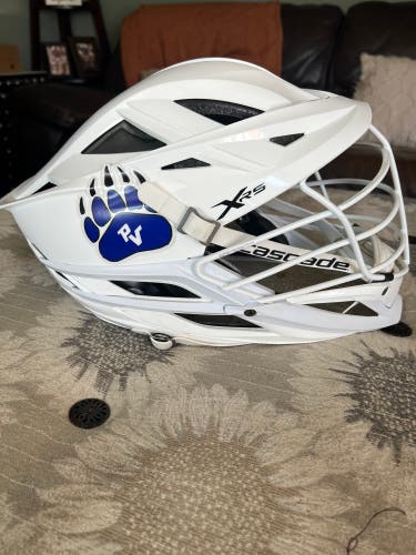 Like New Cascade XRS Helmet