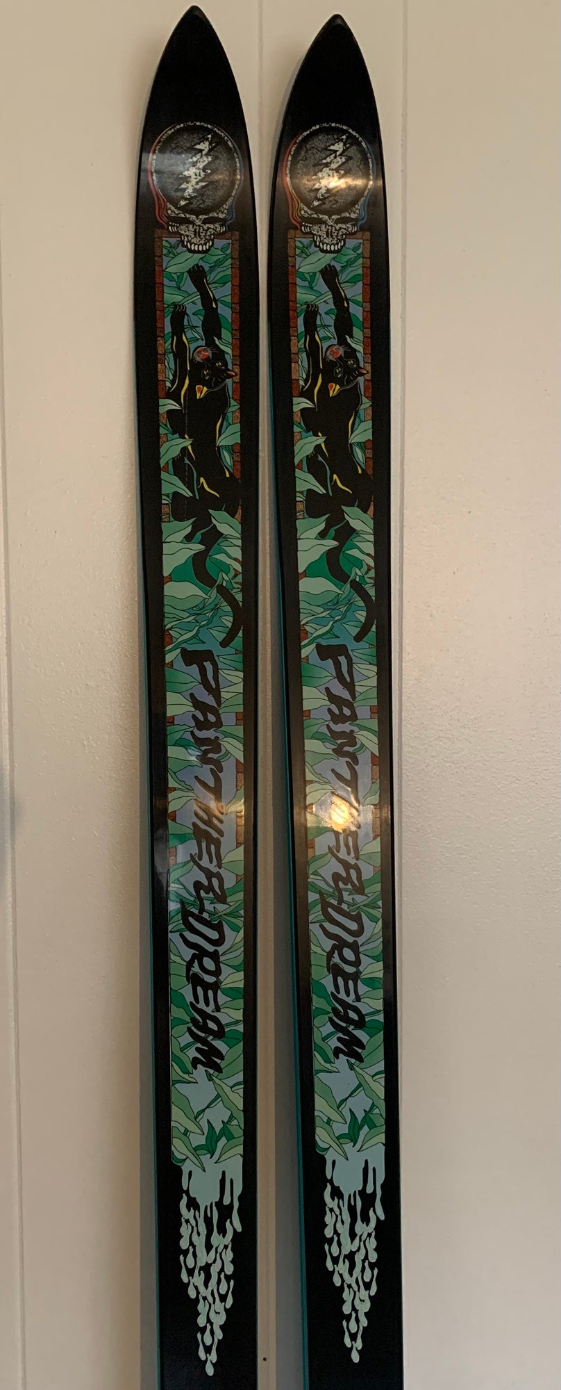 k2 5500 skis grateful dead Grateful Dead Skis | SidelineSwap